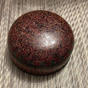 Vintage Japanese trinket box